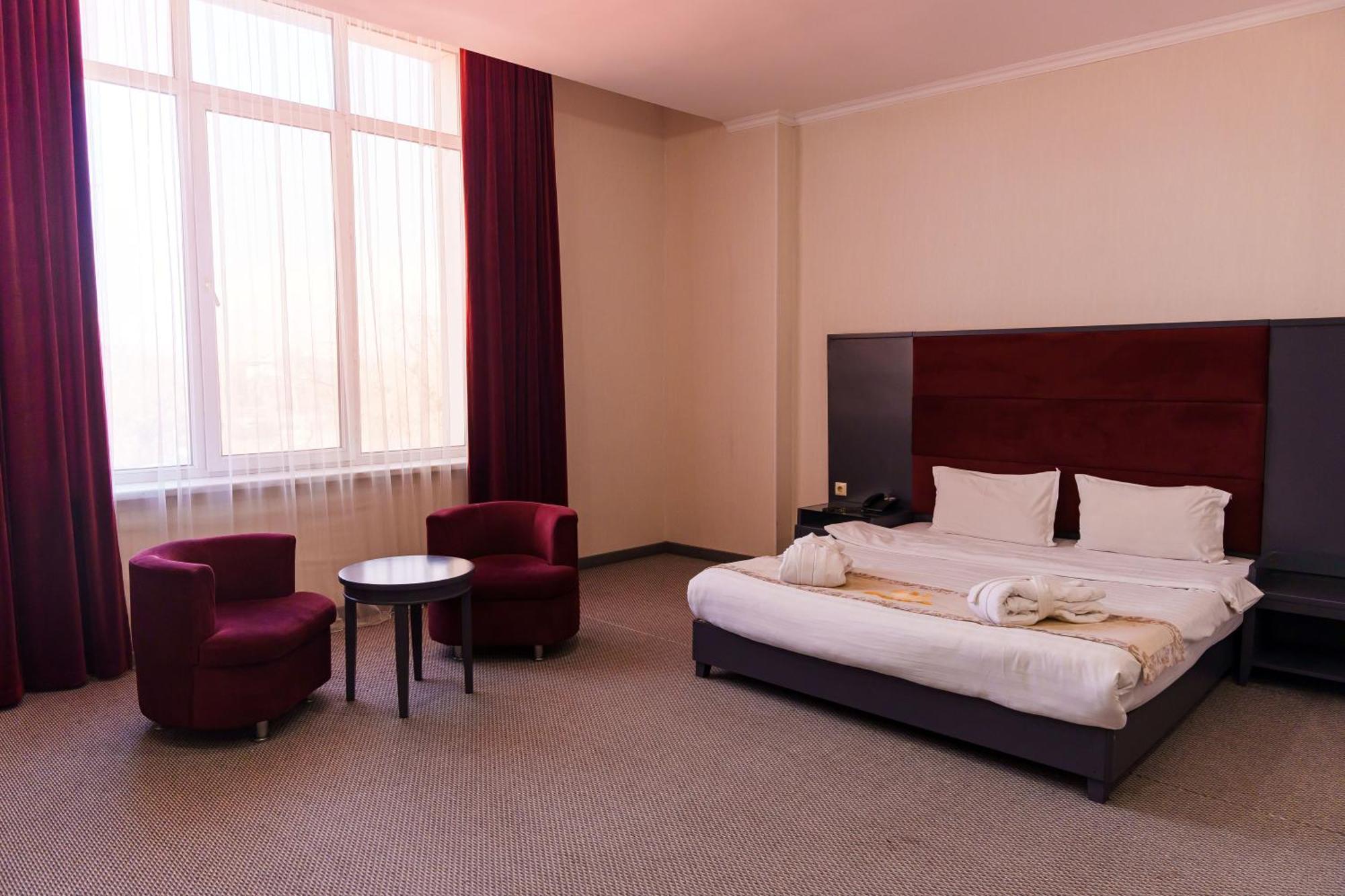 Almaty Grand Erbil Hotel Ngoại thất bức ảnh